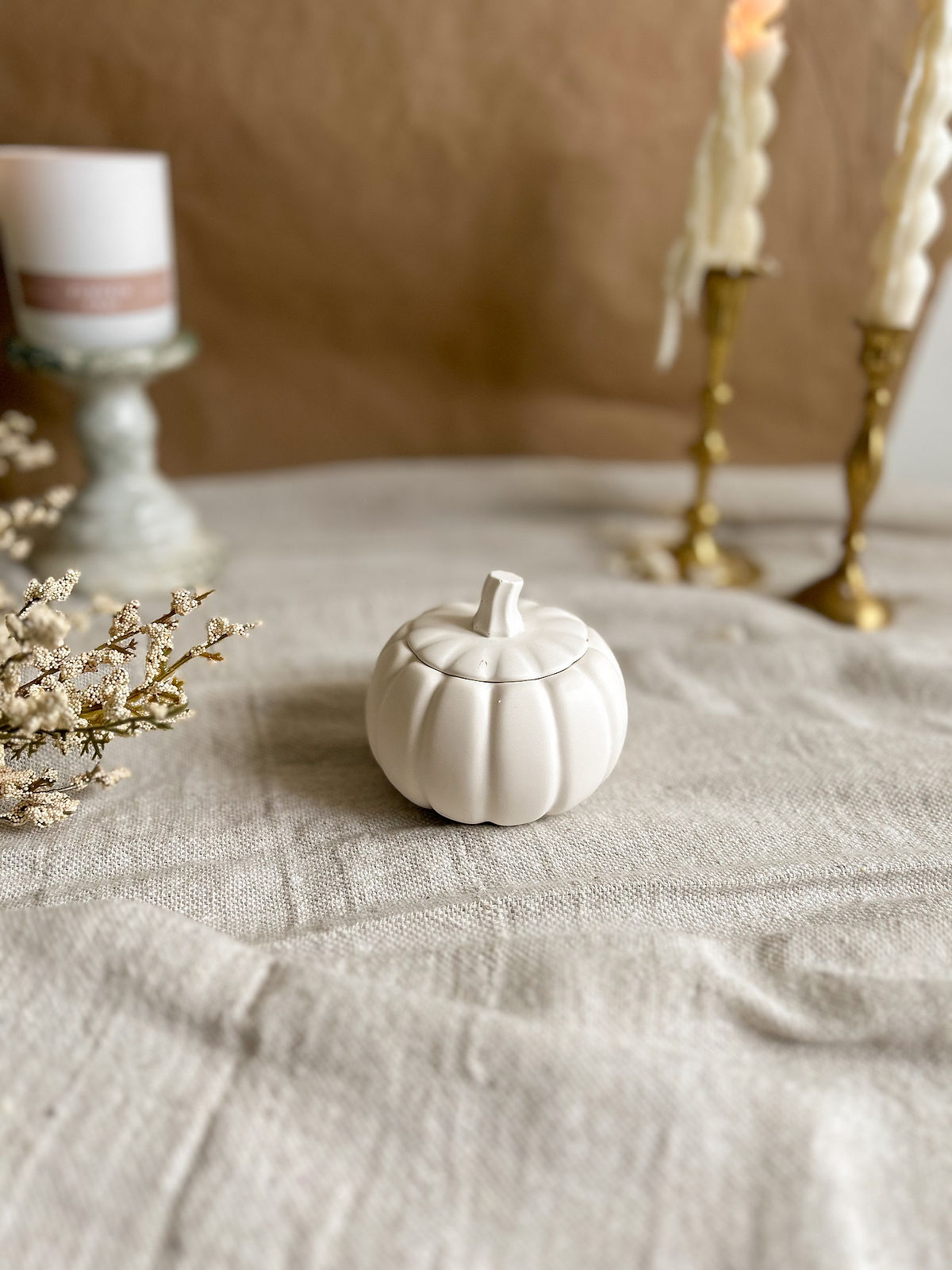 Stone Pumpkin Pot with Lid