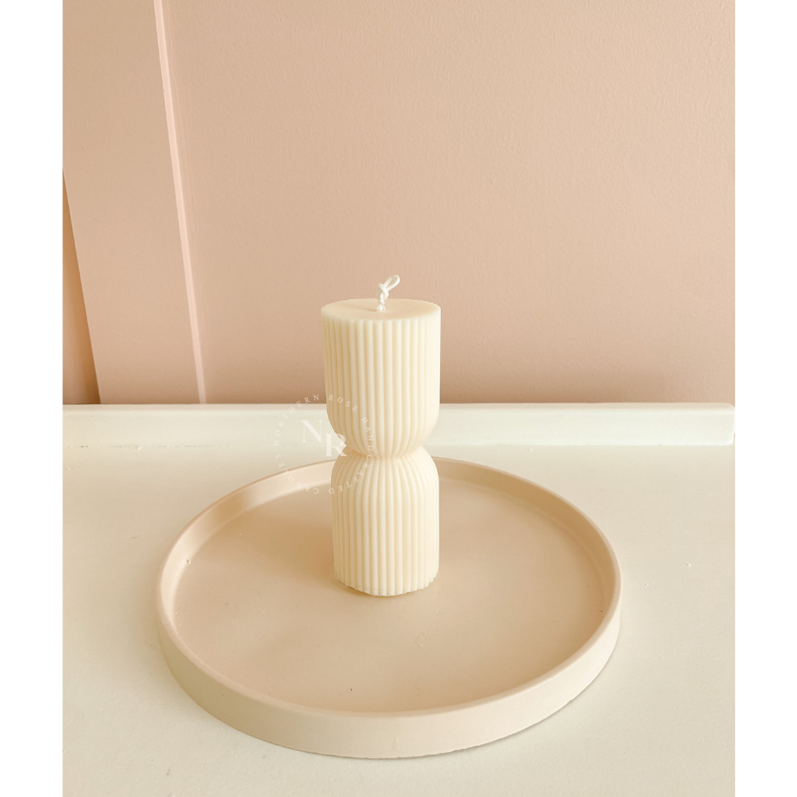 Hourglass Pillar - Small